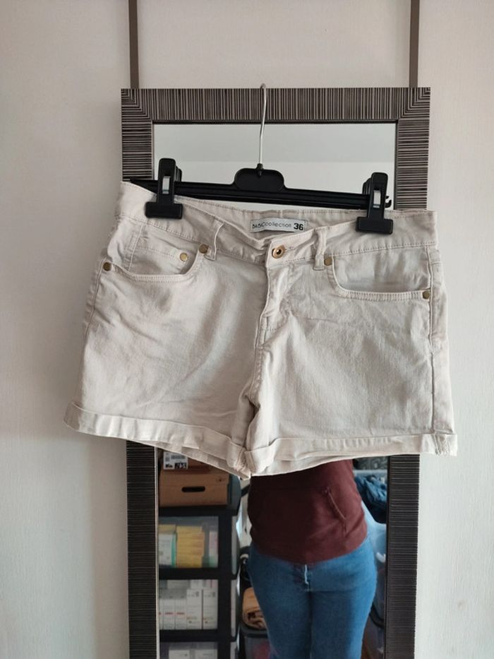 Short beige - photo numéro 3