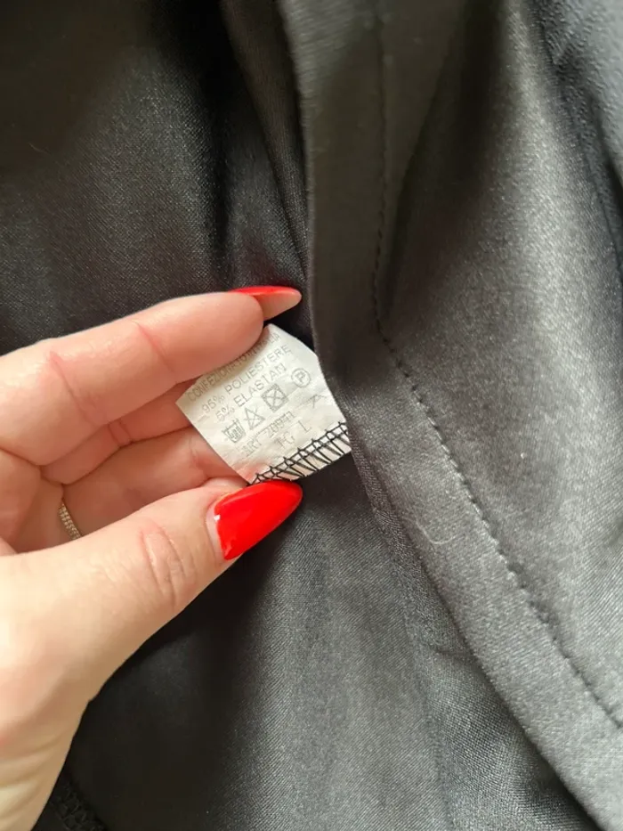 Robe longue de soirée noire, taille L dentelle - photo numéro 5