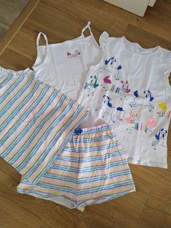 3 débardeurs et 1 short thème cheval dpam 12 ans