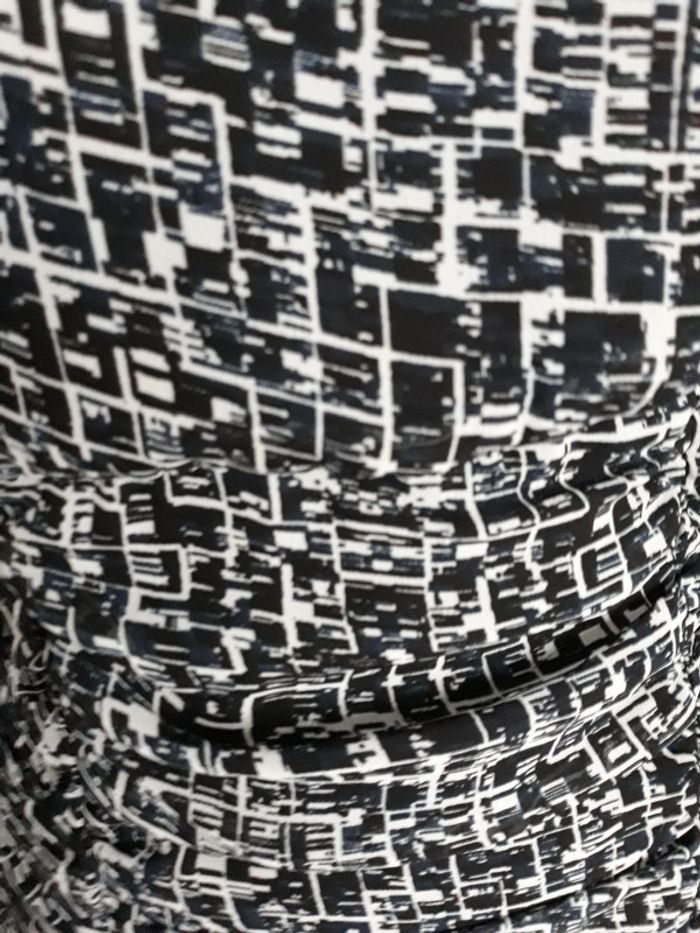 🥀 Magnifique robe neuve taille 36 - photo numéro 4