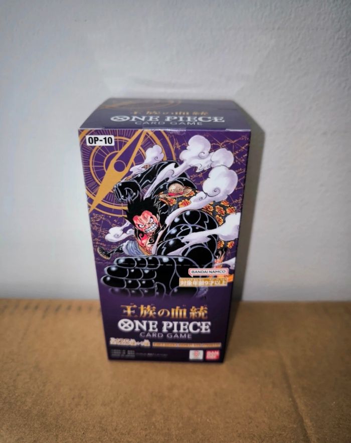 Booster box/Display One Piece Card Game OP10 Royal Bloodline | Japanese Manga |