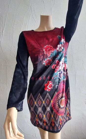 Robe imprimée florale originale Taille M/L