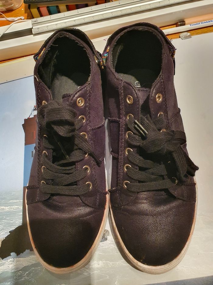 Basquettes noires - photo numéro 2