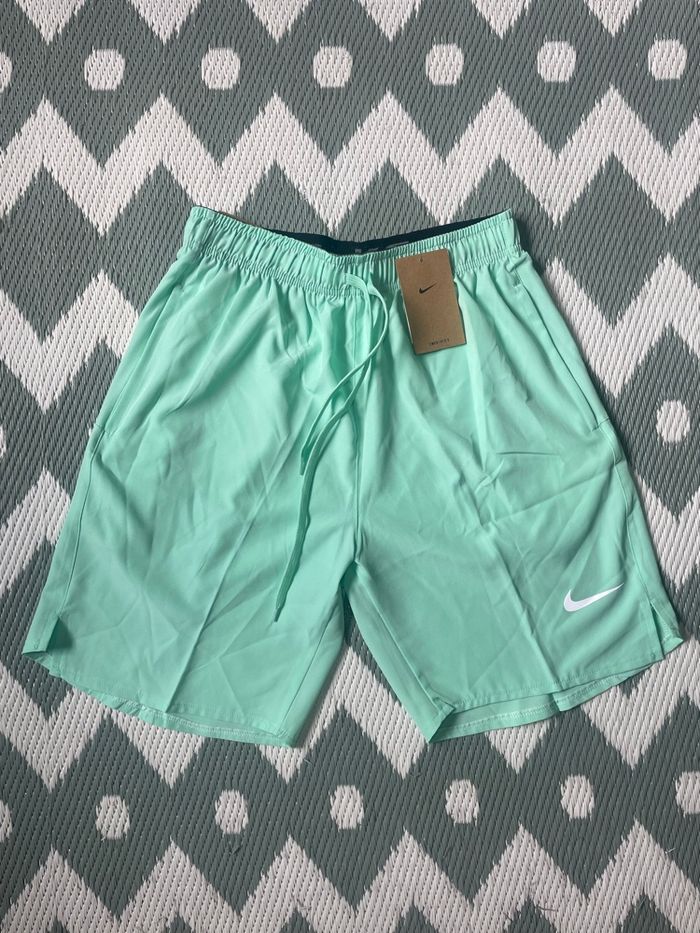 Nike ensemble - photo numéro 3