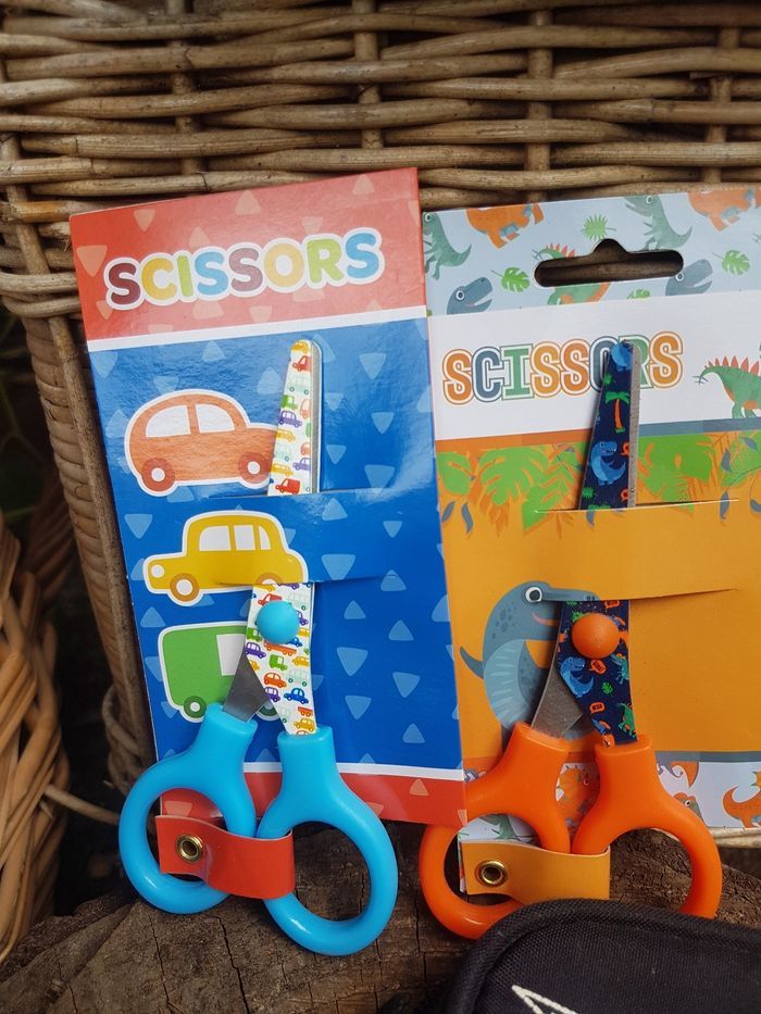 Cartable Creeks neuf + trousses Airness et tigre + Big Pack Bic + ciseaux + taille-crayon - photo numéro 5