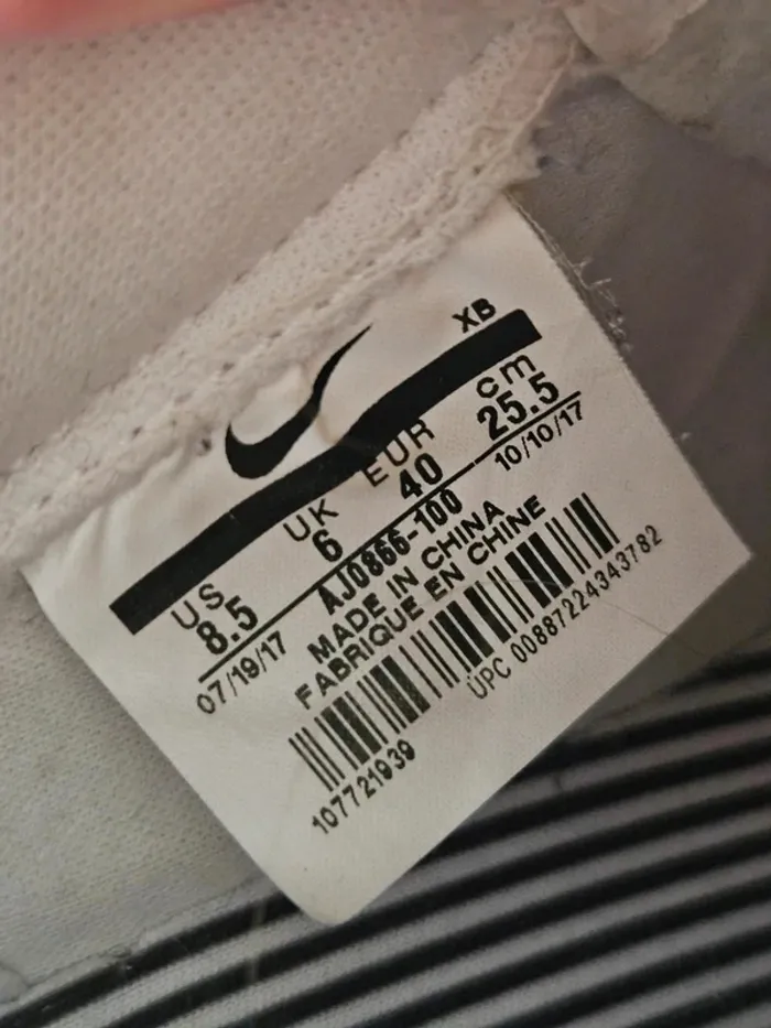 Nike Wmns blazer Low LX SE "Broke Heart" - photo numéro 7