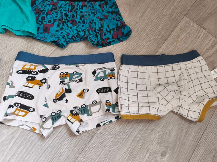 5 boxers en taille 3-4 ans - photo numéro 5