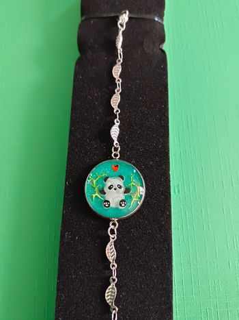 Très beau Bracelet Artisanal Panda 