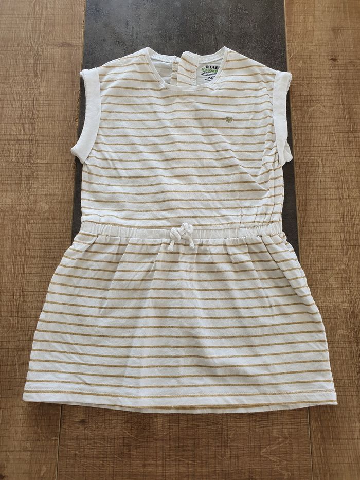 Robe 24 mois