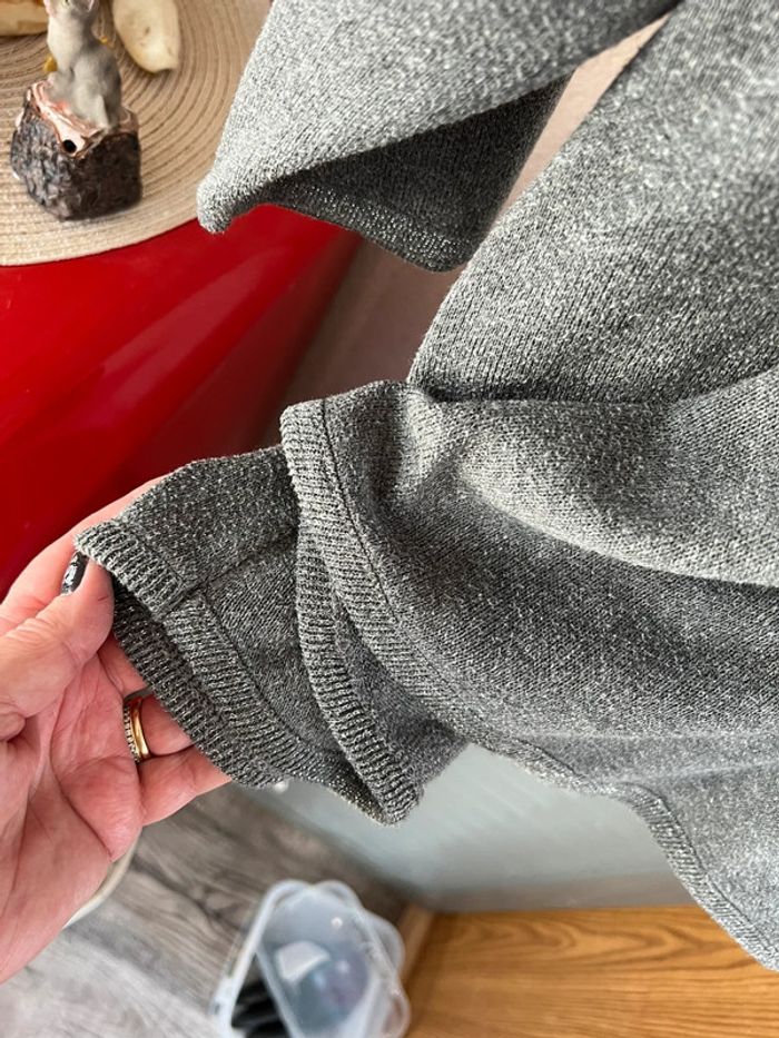 pull fantaisie avec bordures argentées - photo numéro 3
