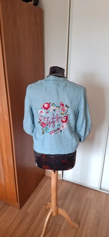 Veste légère brodée en Viscose