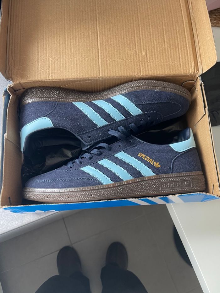 Adidas Spezial - photo numéro 1