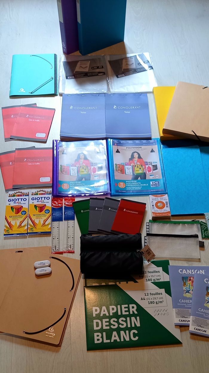Lot de fournitures scolaires neuves - photo numéro 5