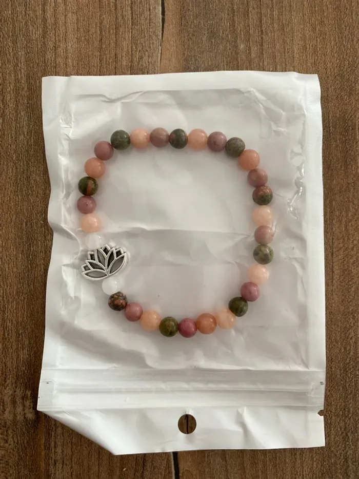 Bracelet en pierres