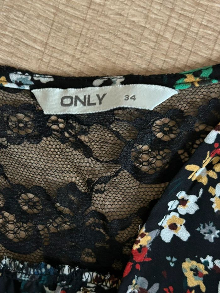 Robe fleurie à manches longues Only taille 34 jamais portée - photo numéro 14
