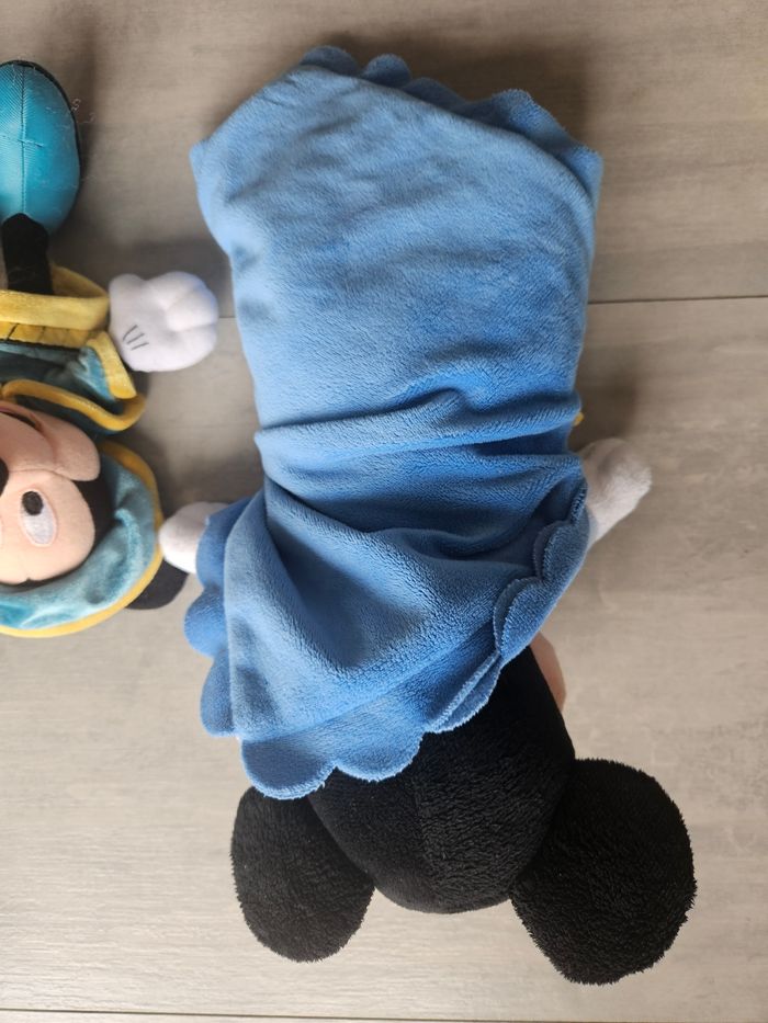 Lot peluches mickey Mouse et minnie - photo numéro 3