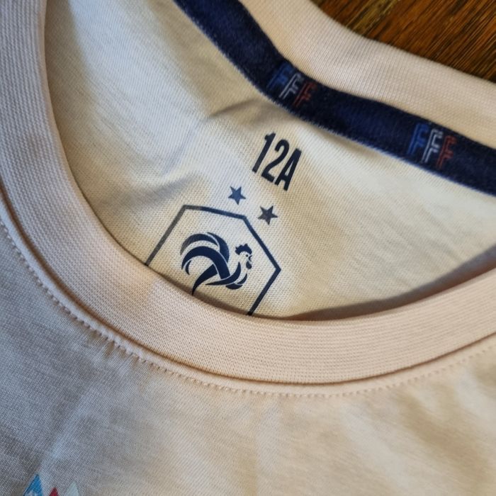 tee-shirt fille Équipe de France 2 étoiles taille 12 ans 🎁 neuf 🎁 idée kdo - photo numéro 4