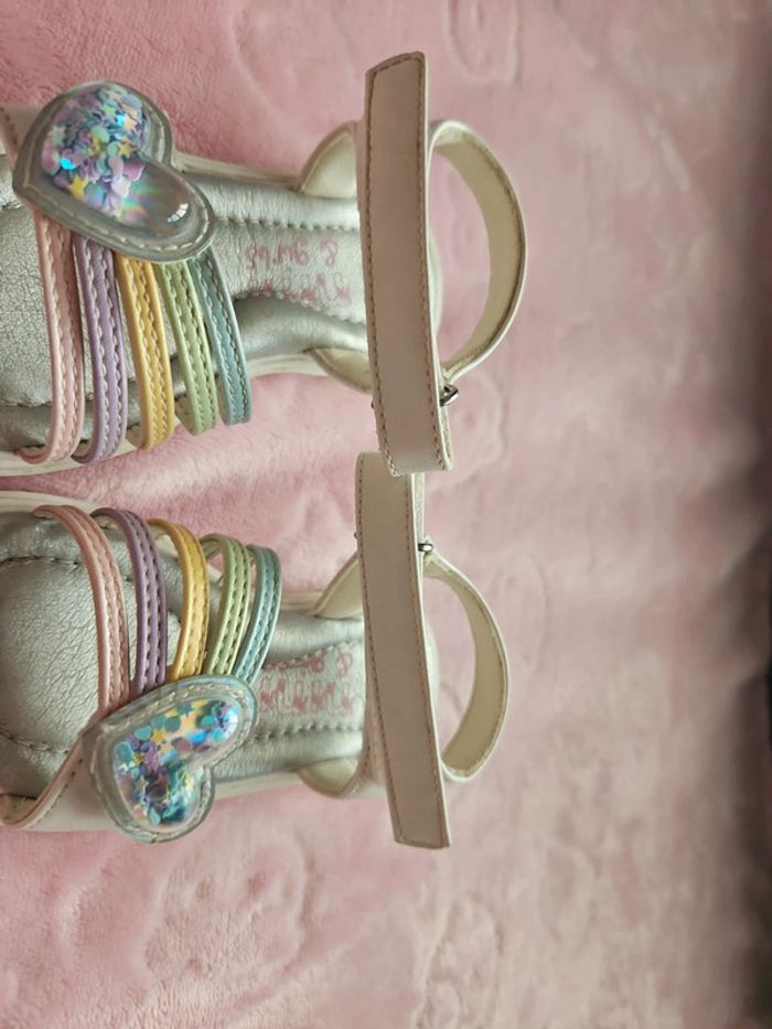 Sandales fille avec coeur pailettes - photo numéro 5