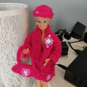 Vêtements pour Barbie 3 €