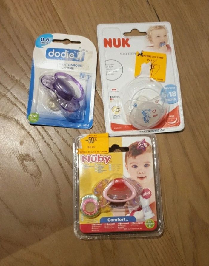 Lot de 3 tétines neuves