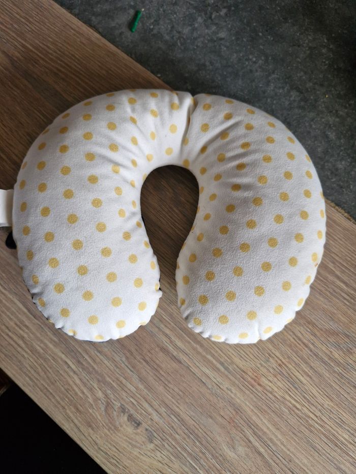 Coussin appuis tete minnie - photo numéro 2