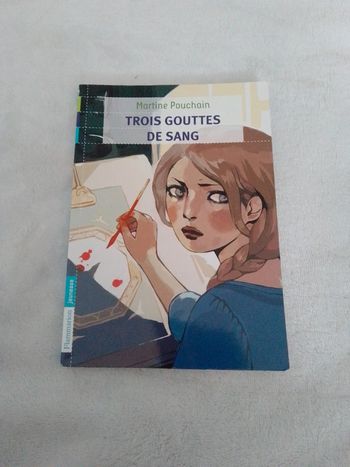 Trois gouttes de sang