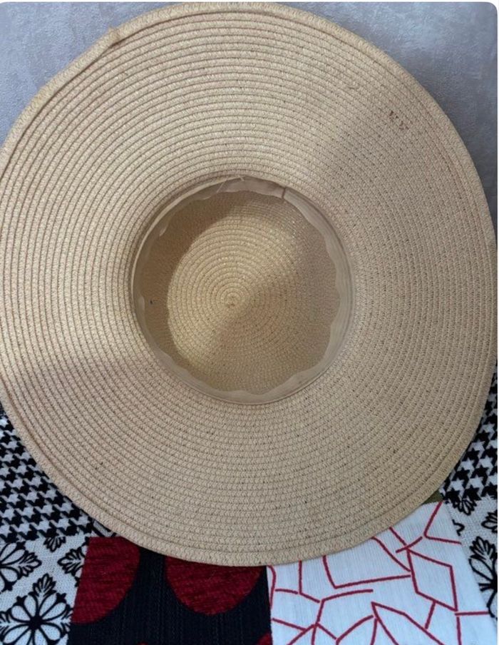 Chapeau femme - photo numéro 2