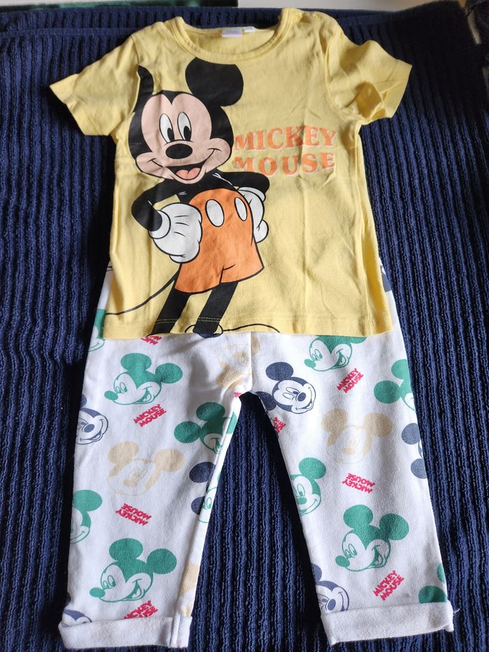 Ensemble Tee-shirt Mickey jaune/Jogging Mickey 18 mois disney