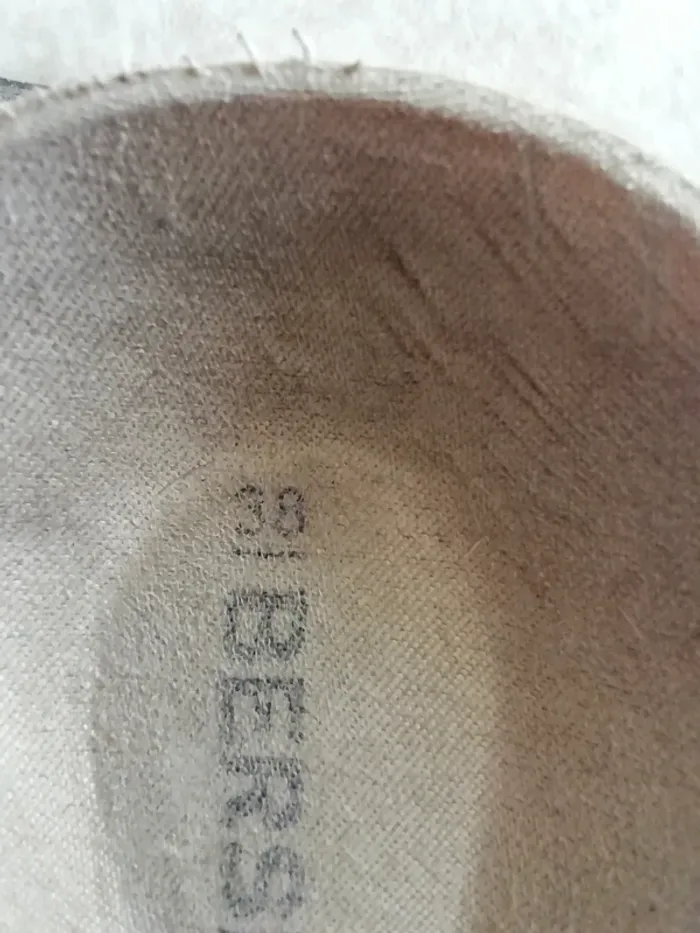 Mules Sabot Bershka 38 - 38,5. - photo numéro 6