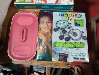 Création de bijoux avec support