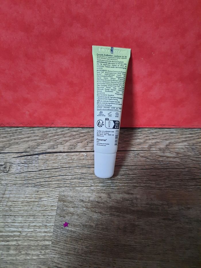 Baume à lèvres - parfum amande _ Florame. - photo numéro 2