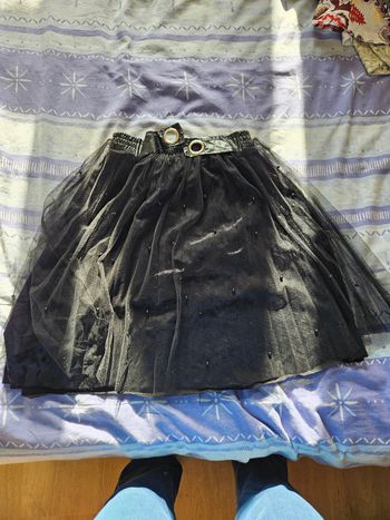Jupe noire avec voile transparent dessus