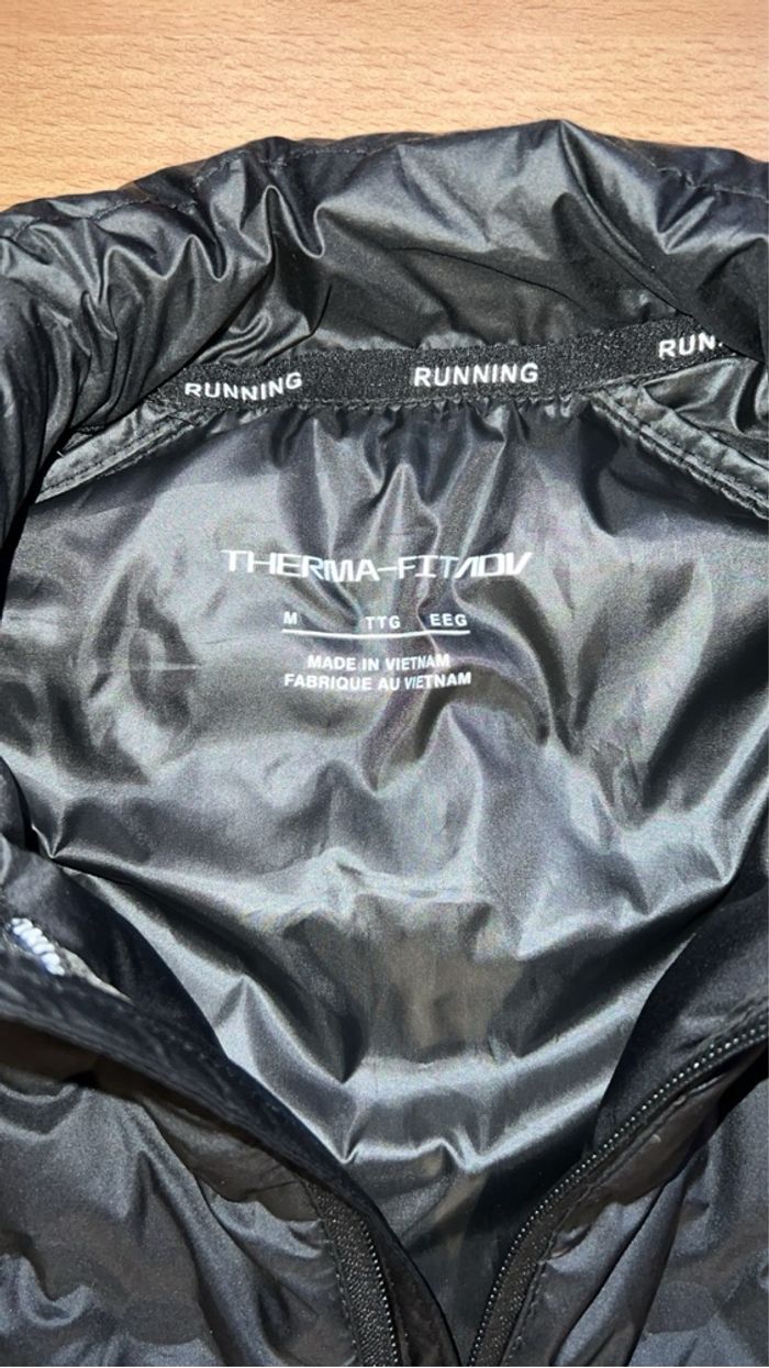 Veste nike running therma fit adv taille S - photo numéro 2