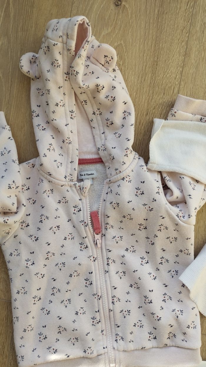 Lot 2 vestes 28 mois - photo numéro 2