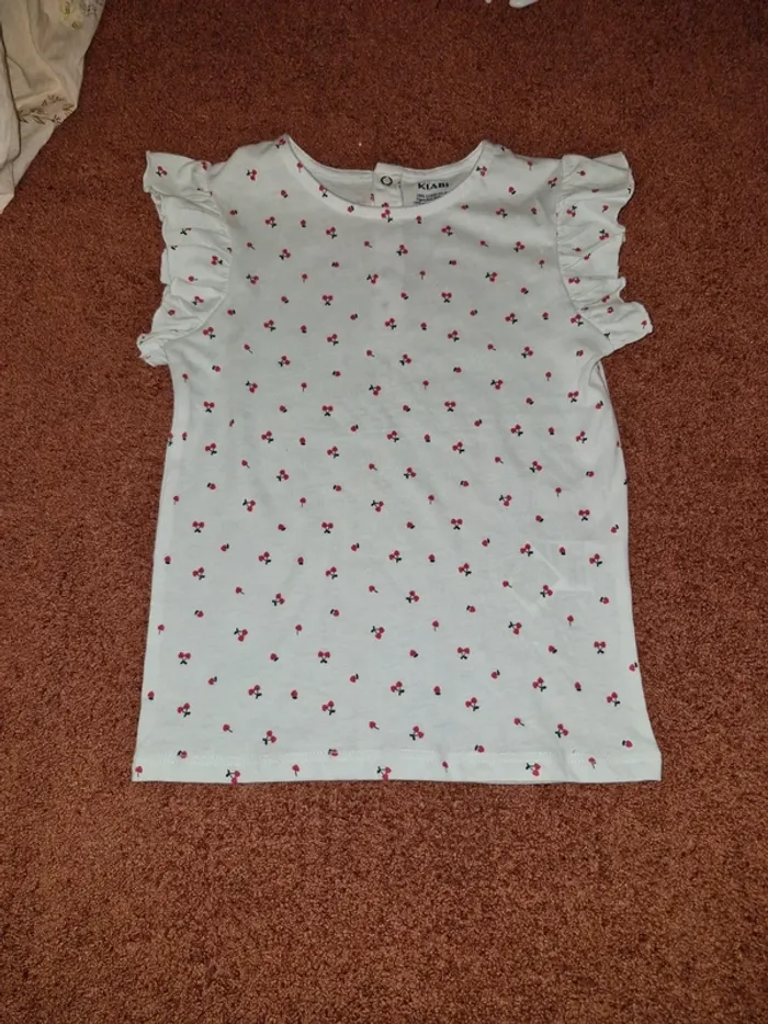 Tee shirt cerise coeur