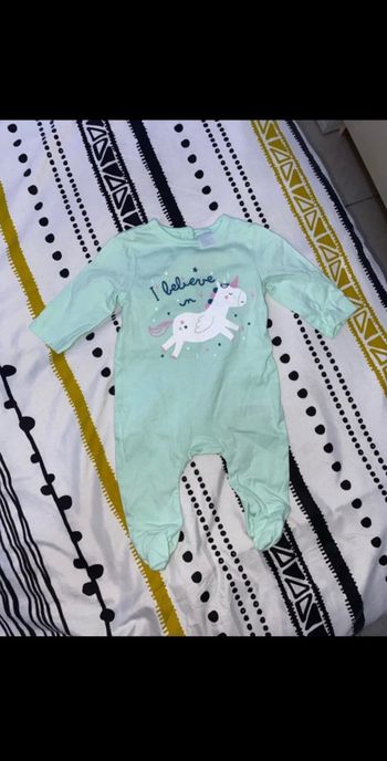 Pyjama fille taille 1 mois