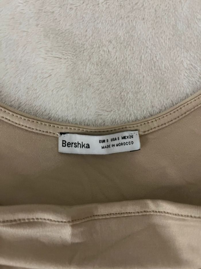 body beige Bershka - photo numéro 3