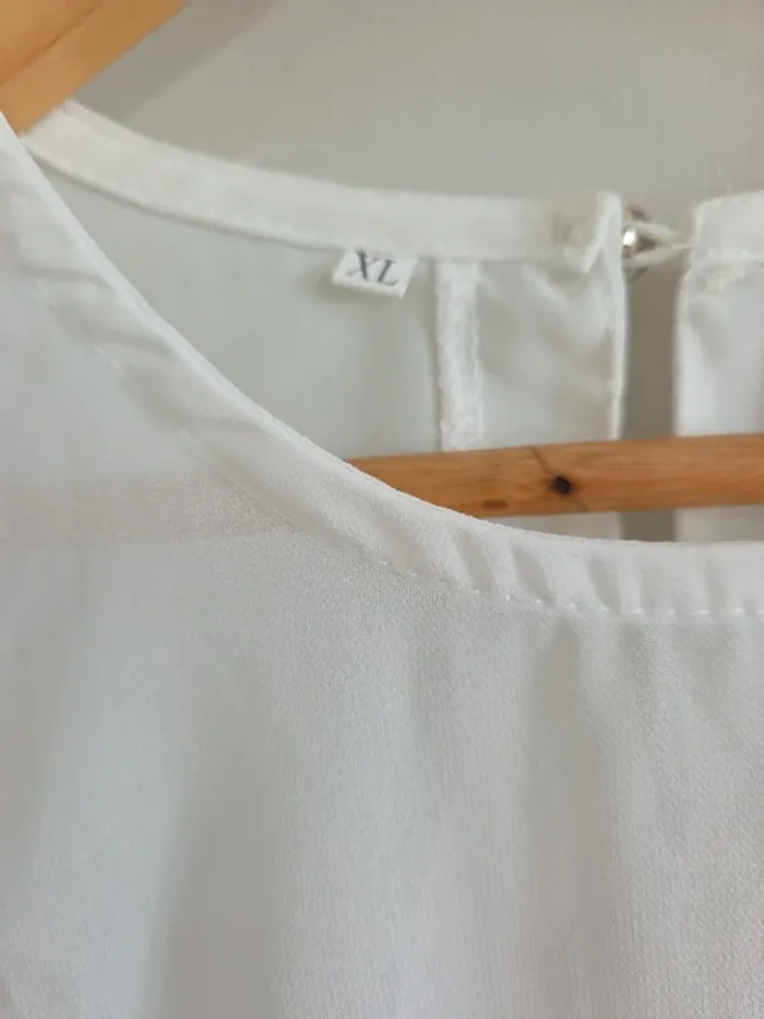 Blouse 🌸 XL - photo numéro 3