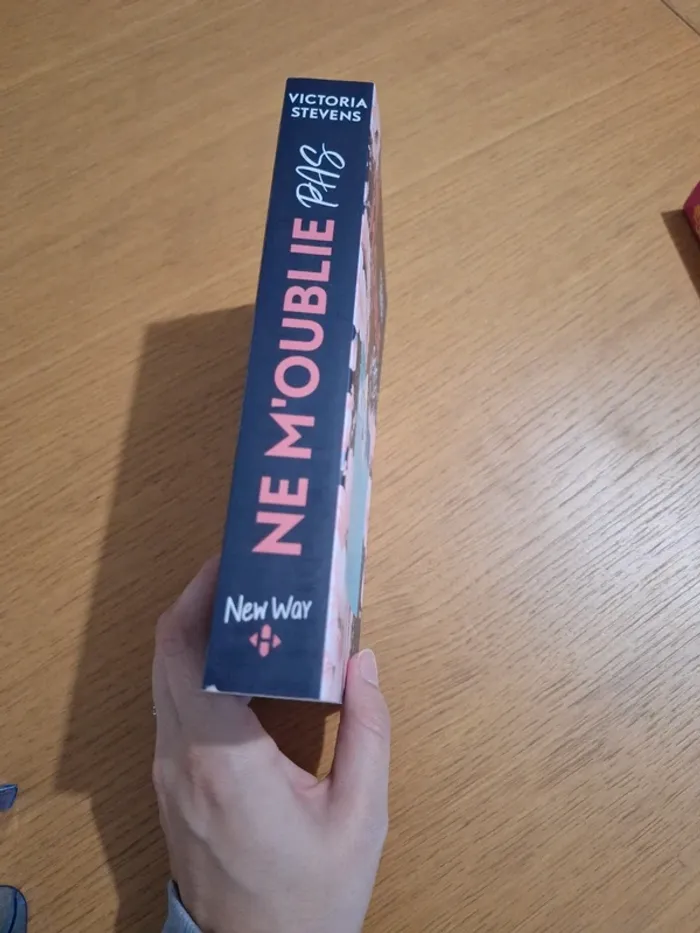 Ne m'oublie pas - photo numéro 2