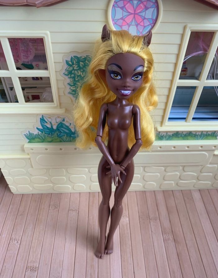 Poupée monstre high