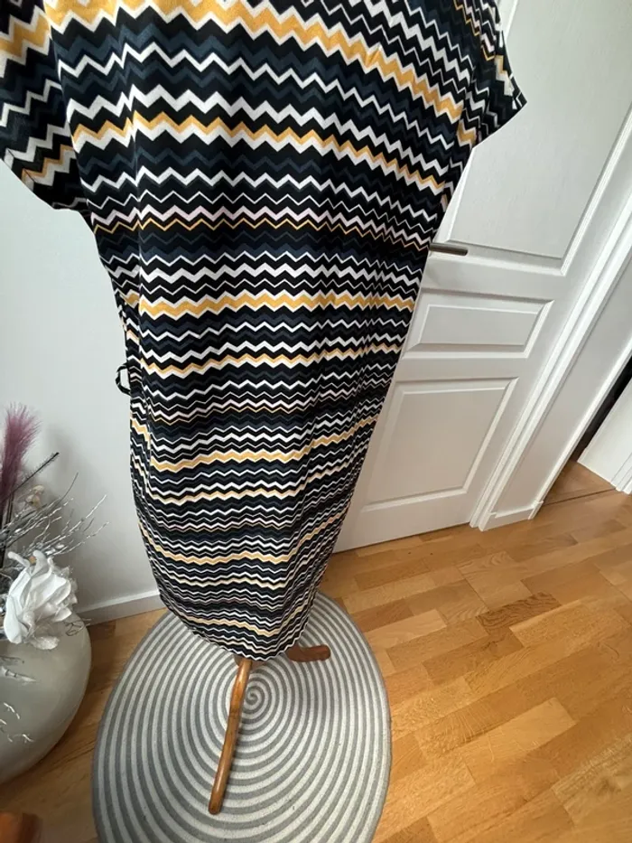 Sublime robe Edji T38 - photo numéro 9