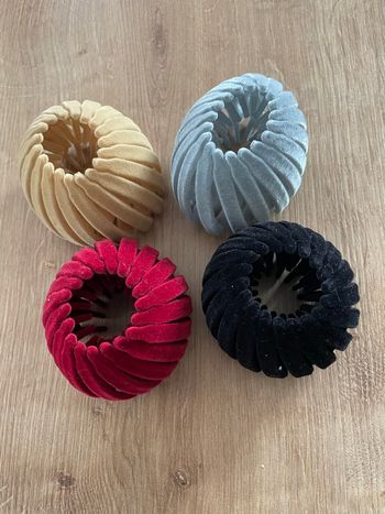4 pinces à cheveux extensibles