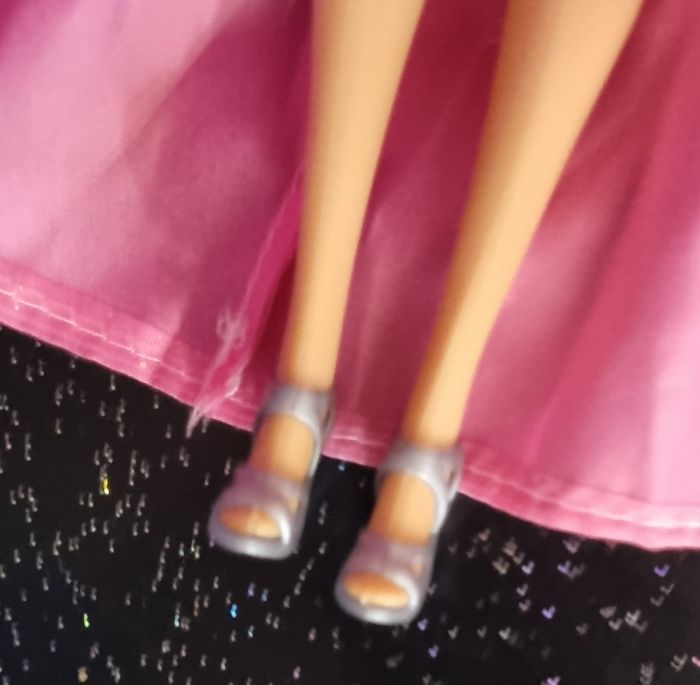 poupée BARBIE princesse - photo numéro 4