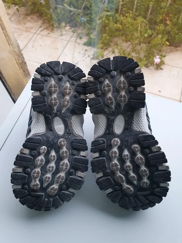 Chaussures neuves garçon Trappeur taille 25 - photo numéro 9