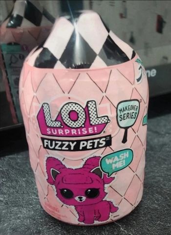 LOL surprise fuzzy pets ( 7 surprises )