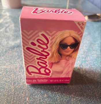 Eau de toilette barbie neuve