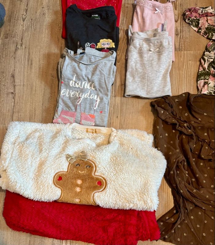 Lot vêtements fille 10 ans - photo numéro 4