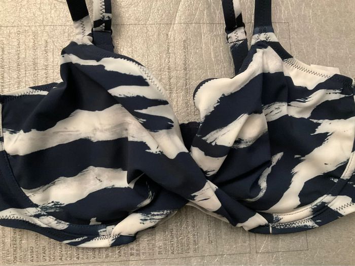 Haut maillot bleu et blanc Fantasie neuf - photo numéro 4