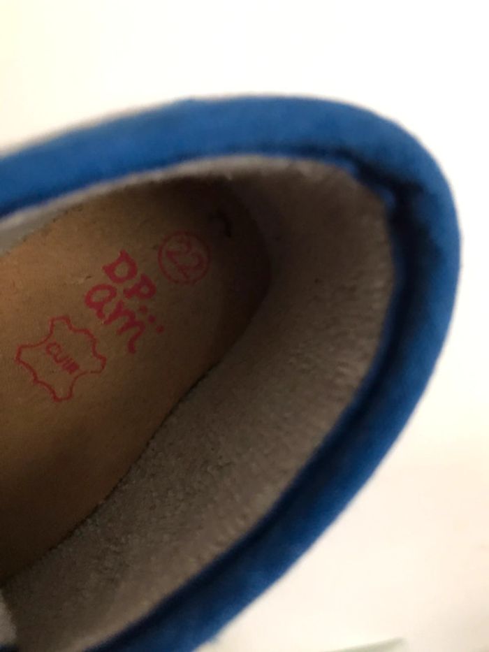 Chaussures bébé taille 22 marque Dpam couleurs gris un peu bleu très bon état - photo numéro 4