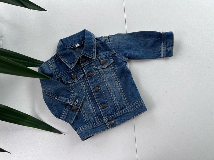 Veste en jeans  9 mois très bon état 68 cm